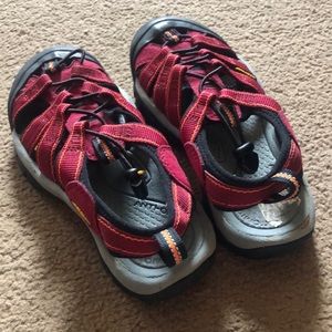 Keen Kids Water Shoes in Red and Black